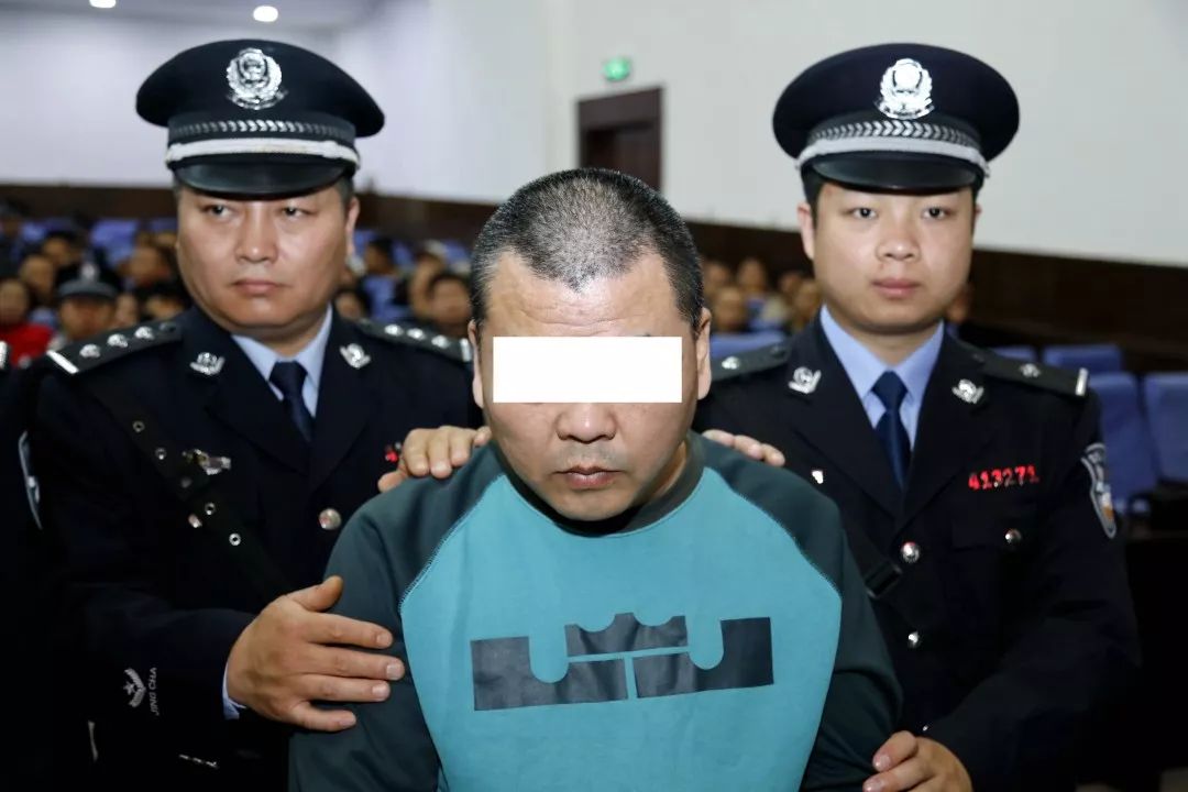 以杀全家、活埋相威胁，焦作黑老大“大头”栽了！