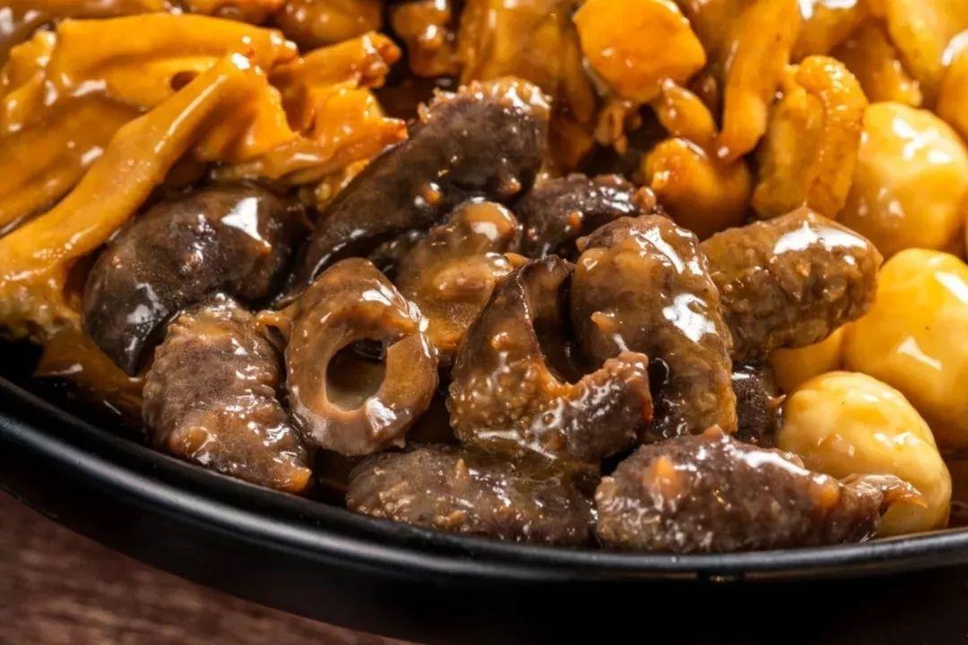 4000m²「平价海鲜」，还藏了个老广早茶，鸡煲、羊肉、虾蟹