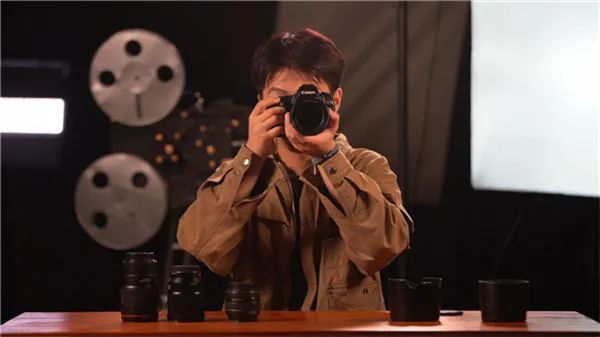 2019艺考证件照底色,艺考照风格种类大全