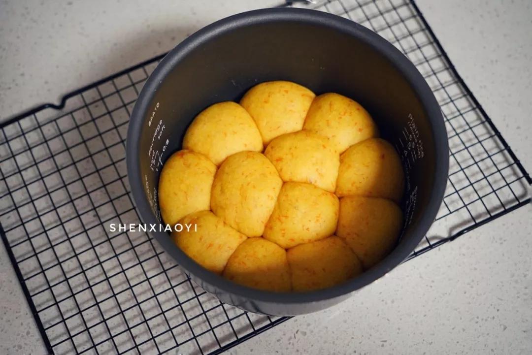 南瓜发糕可以用电饭煲做吗,电饭煲南瓜红豆面包做法视频