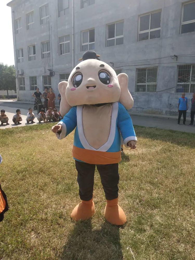 爱心捐助足球,爱心助力梦想起航捐赠活动