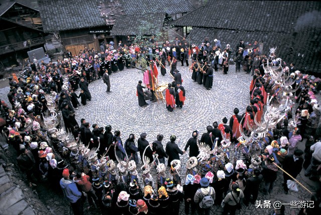 苗族的绝技有哪些,苗族的风俗和蛊术