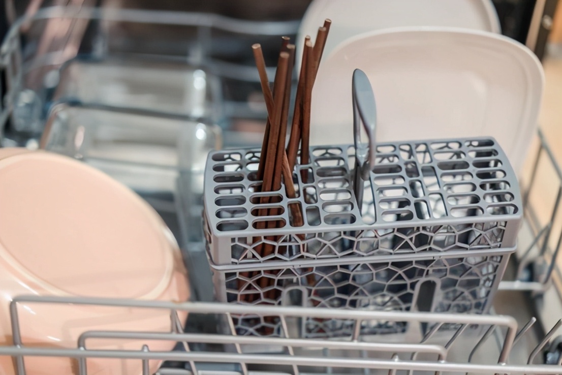 分区洗10套洗碗机,海尔晶彩迭代和晶彩系列