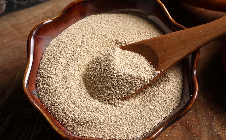 酵母粉和泡打粉小苏打有什么区别,酵母粉和小苏打的区别是什么