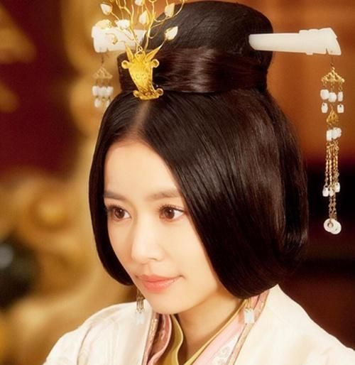 女人香，到底是种什么味道