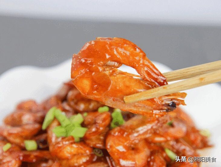 快手油焖虾一道普通的江南家常菜,简单易学的家常菜油焖大虾