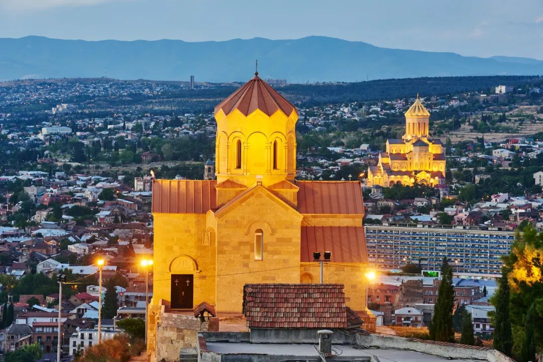 全球第一个恢复的城市是哪个城市,全球首个恢复旅游的国家