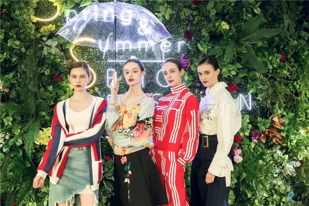 springsummer时装周,springsummer时装走秀