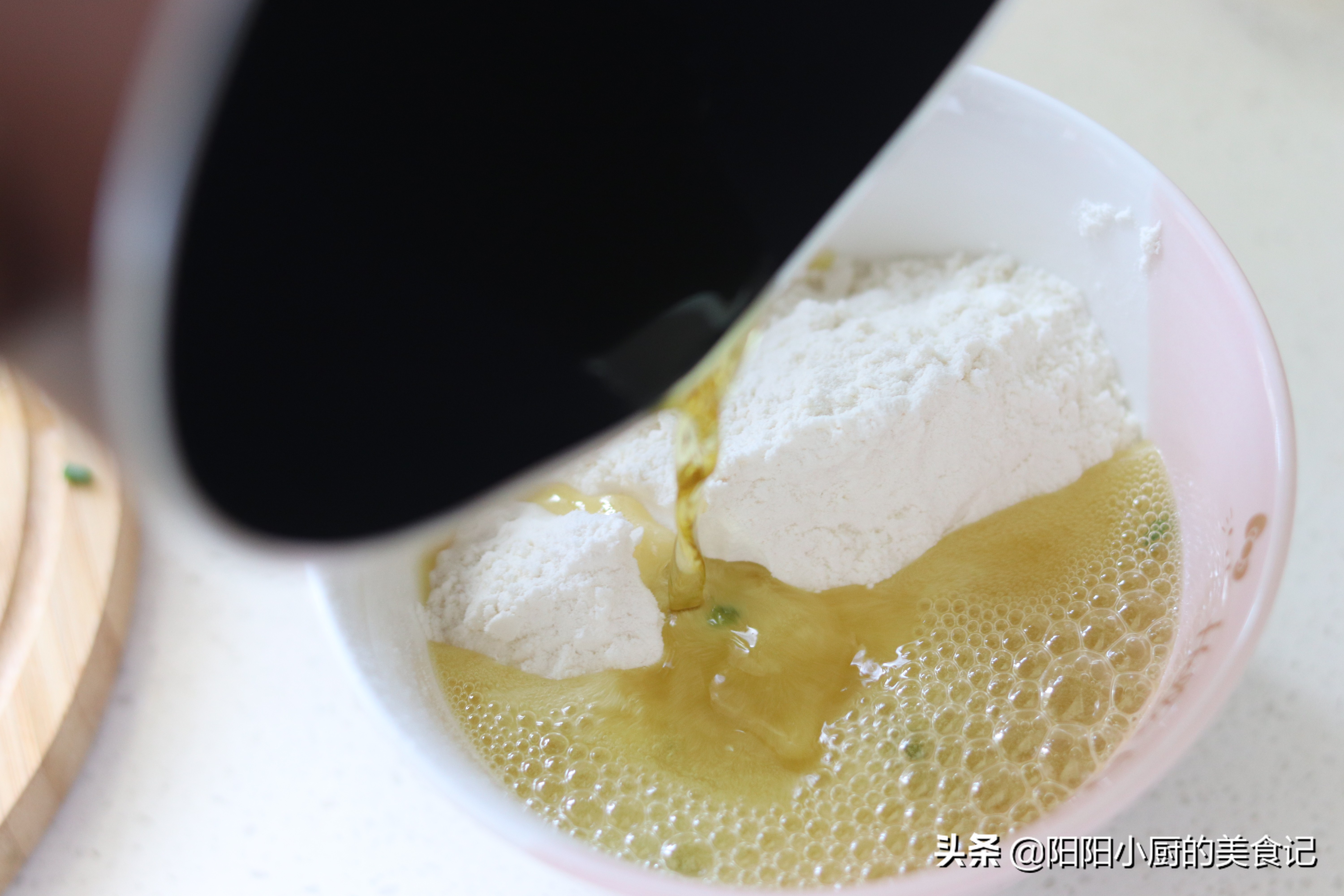 葱油千层饼制作方法,葱油千层饼做法微波炉