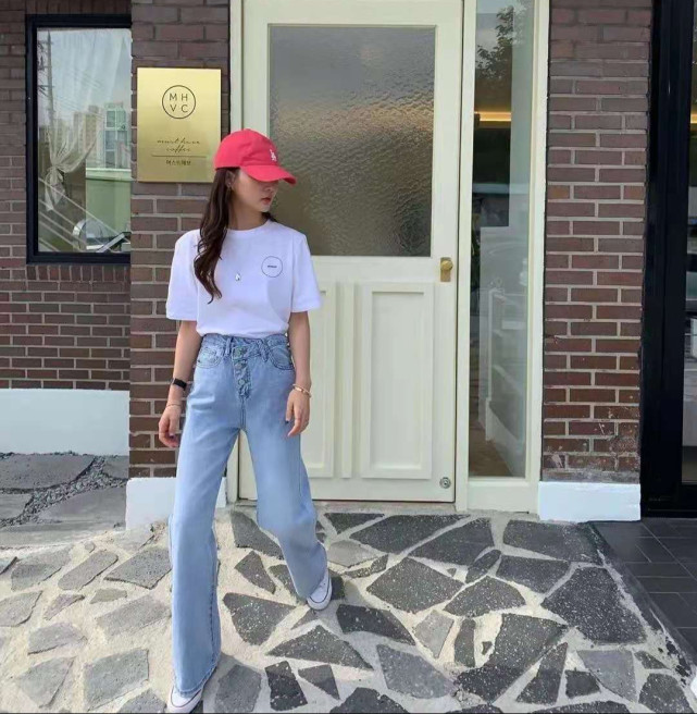 t恤穿起来不好看,穿t恤的5种穿搭技巧