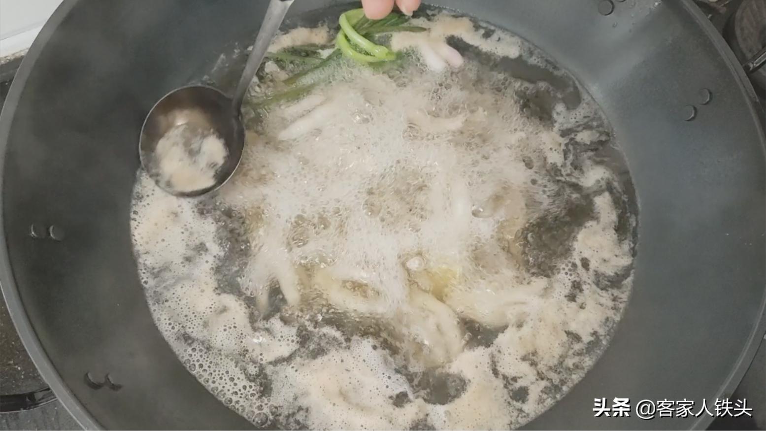 简易好吃的凤爪做法,广东茶楼的凤爪怎么做