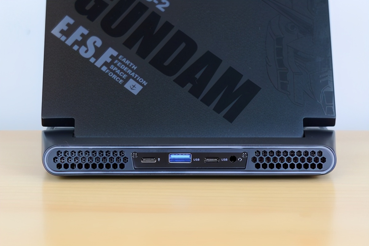 游戏笔记本电脑跑分榜,最新款笔记本游戏性能测试