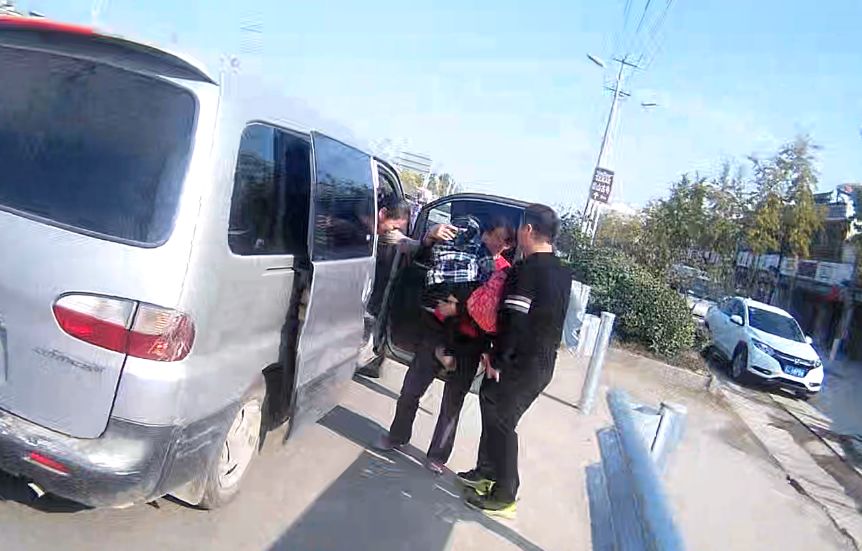 两岁女童毒鼠强中毒,小孩误食鼠药急救