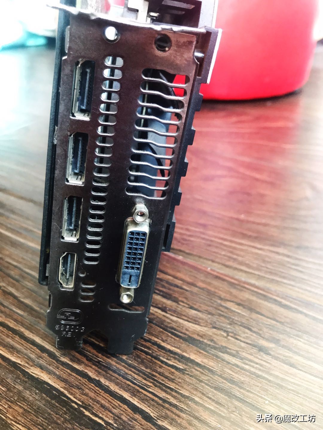 曾经显卡,蓝宝石560和1650千元显卡