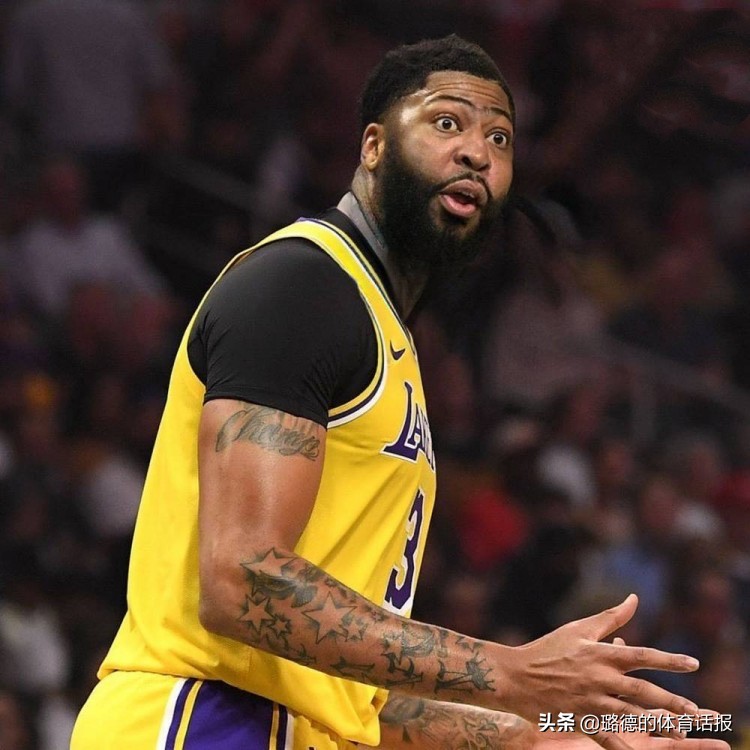 nba鐞冨憳鍚冨法鏃犻湼,nba鐞冨憳鍚冩檭鏃跺埢