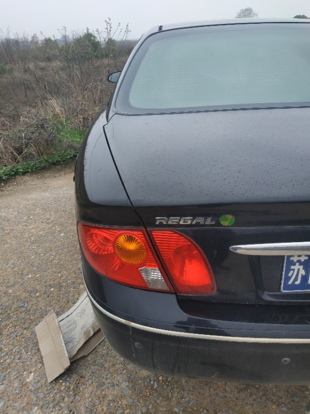 05年君威介绍,别克君威2005款经典版