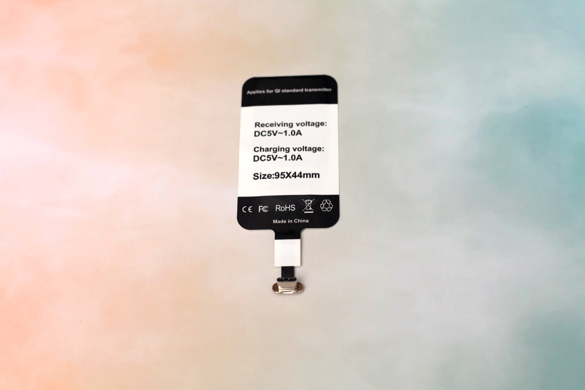 支持无线充电的手机套装,可以让我手机自动充电的软件