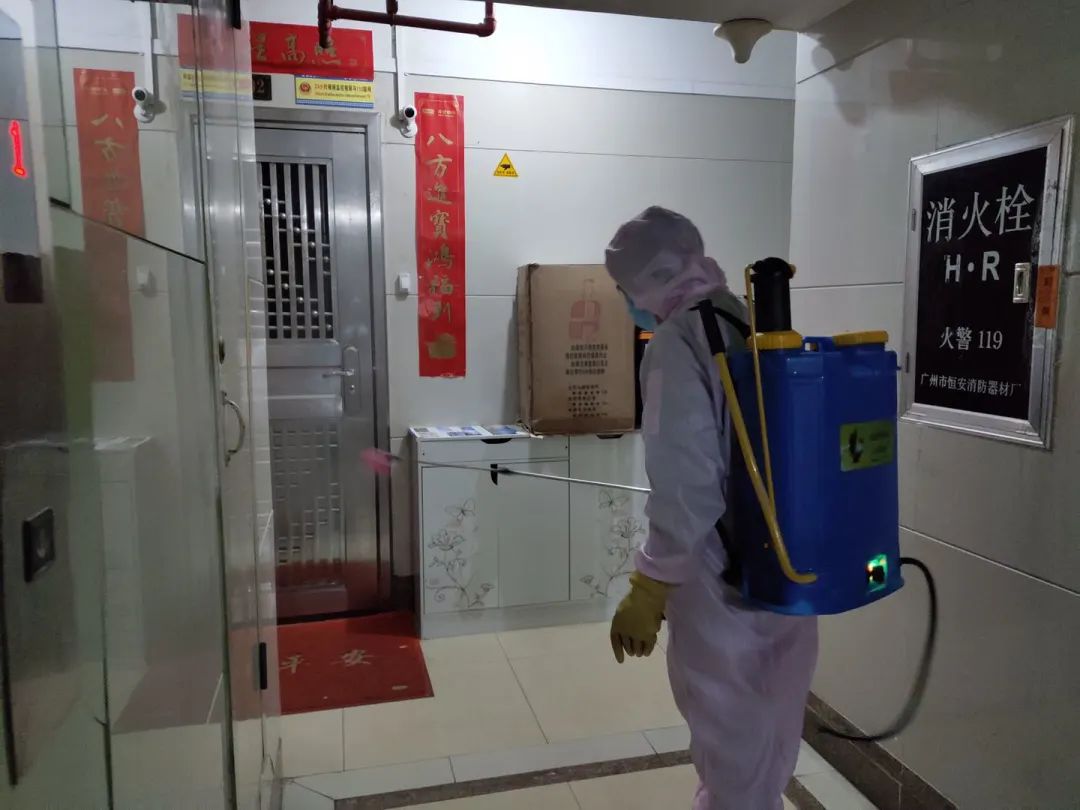 海珠|超赞!派口罩、送凉茶、防疫心理咨询……瑞宝街蜂巢*党**建线上+线下多重暖心服务