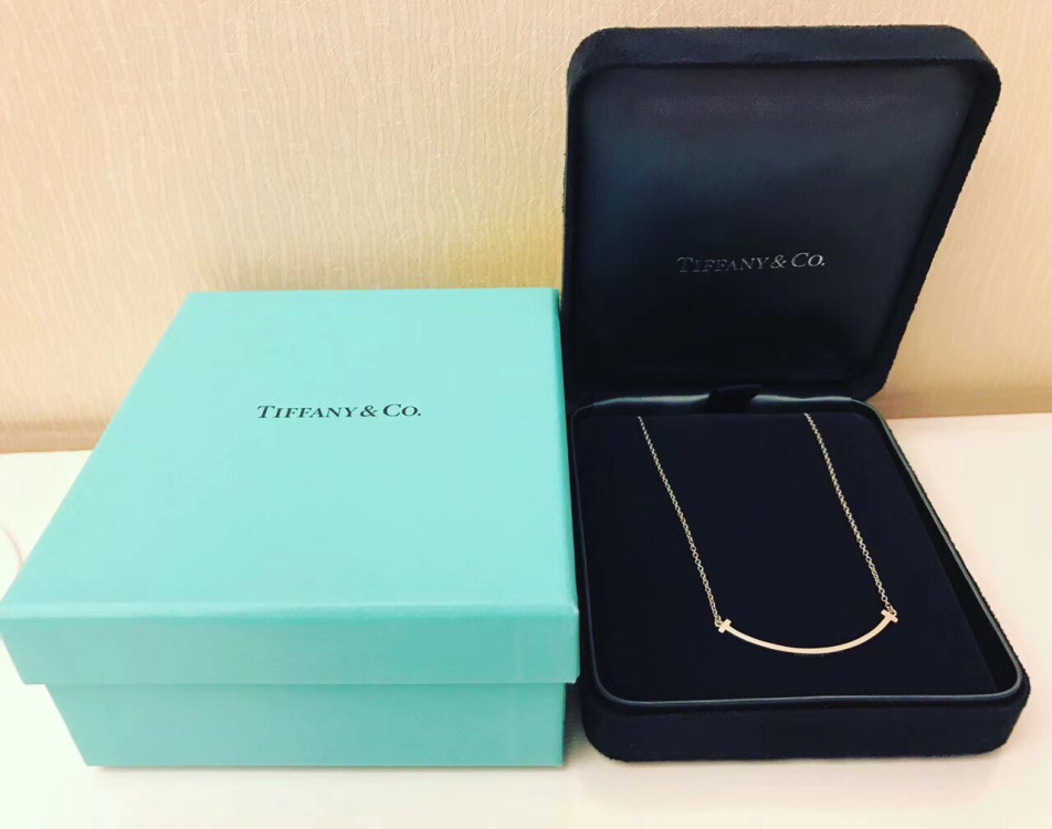 送女生实用有创意且便宜的礼物,一周年最有意义的礼物送女友实用