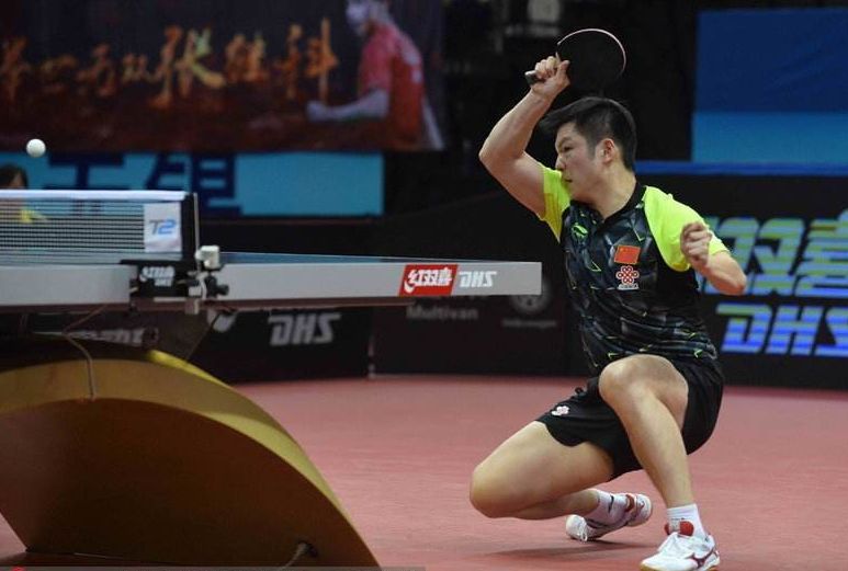 乒乓球赛局中，反手怎么去处理搓过来的下旋球，几点技巧借鉴学习