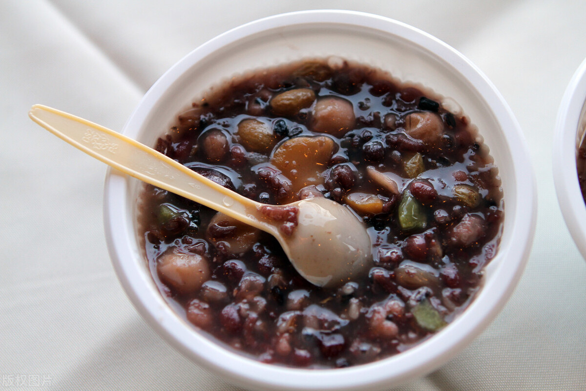 不管什么粥都是白粥加料吗,不管煮什么粥都要放花生酱吗