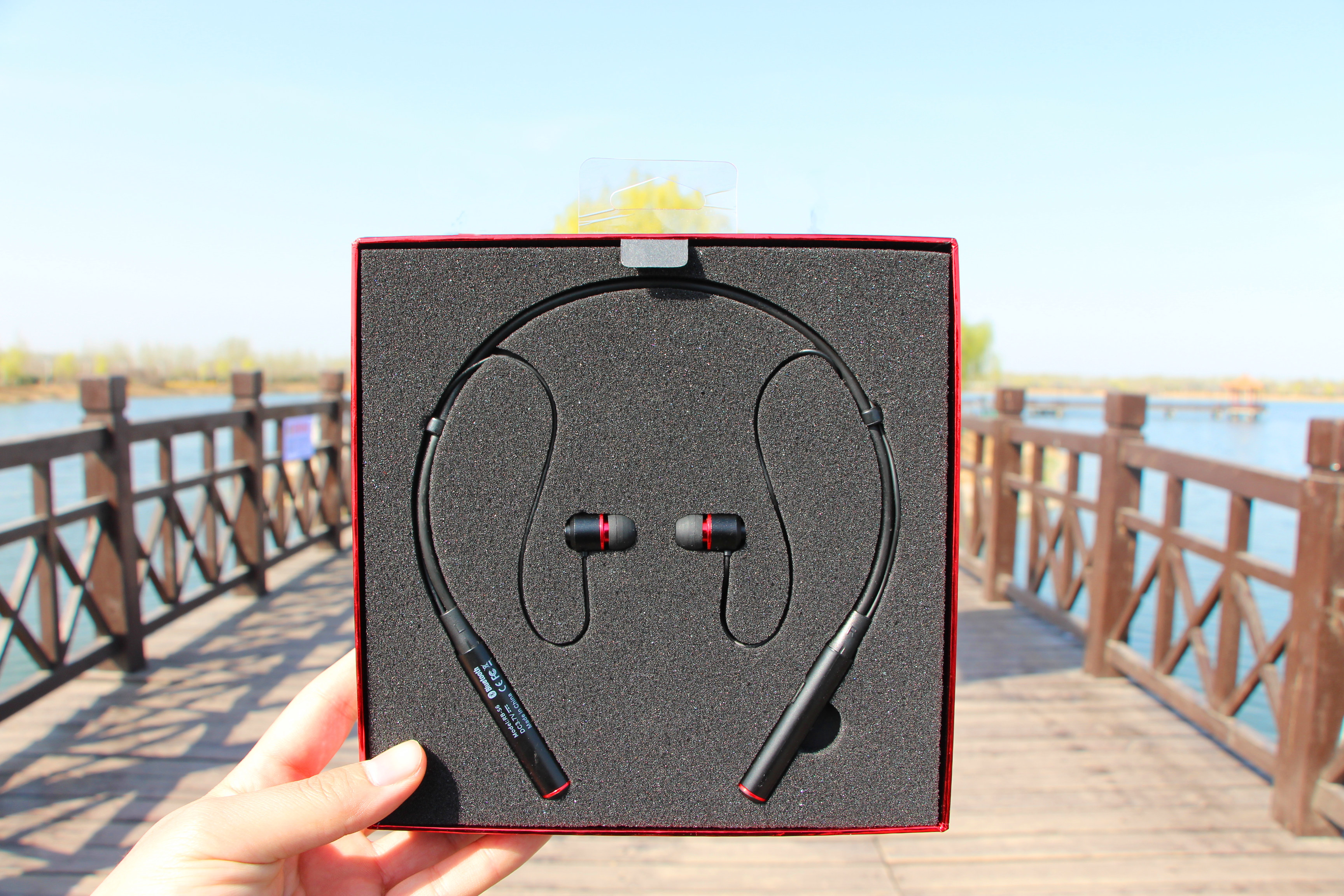 remax睿量无线蓝牙耳机双耳骨传导,remax睿量蓝牙耳机五代