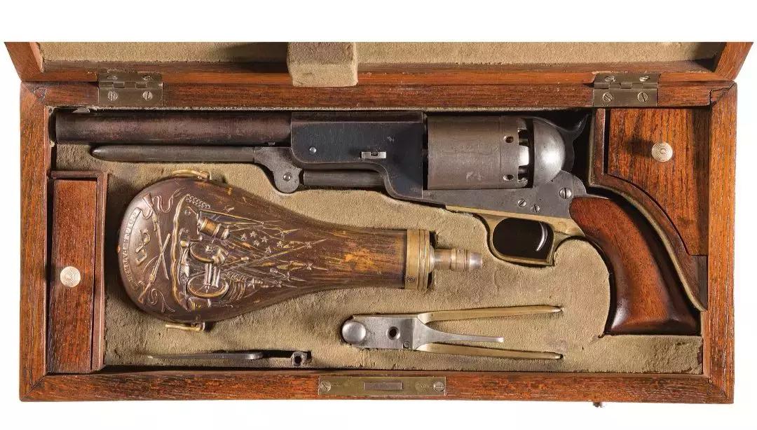 世界上最厉害的枪十大排名,世界十大最贵枪械