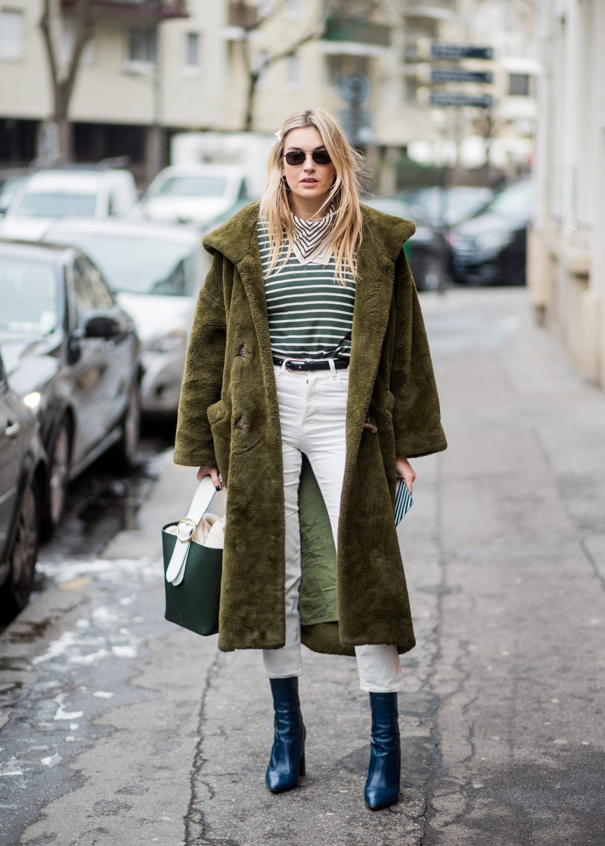 驼色泰迪大衣怎么穿显瘦,立领泰迪大衣怎么搭配