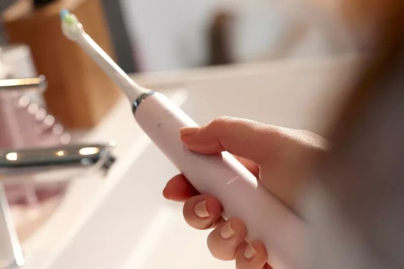 zr电动牙刷和小米电动牙刷哪个好,飞利浦牙刷和usmile电动牙刷