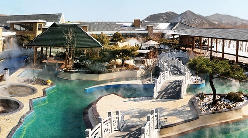 日式温泉滑雪场,大连温泉滑雪场一体度假村