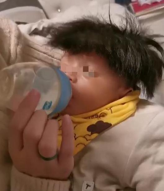 儿童锡纸烫最火,锡纸烫发根长出来会越来越好看