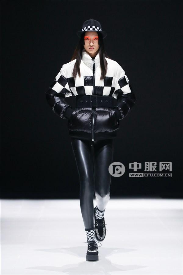 买得起的高定羽绒服，波司登高缇耶联名刚发布即被抢购