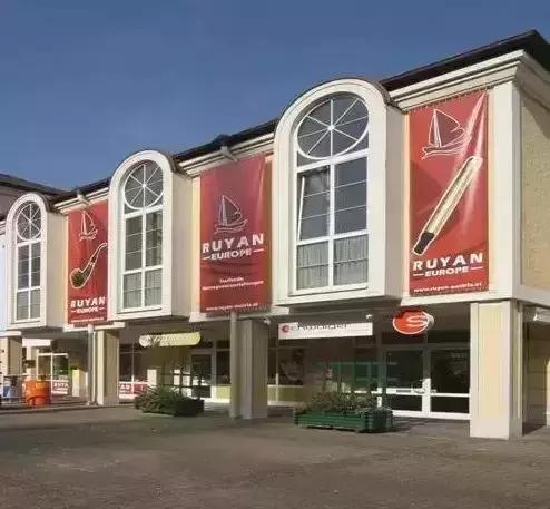 *子烟电**让2070人戒烟，却让168000年轻人上瘾！