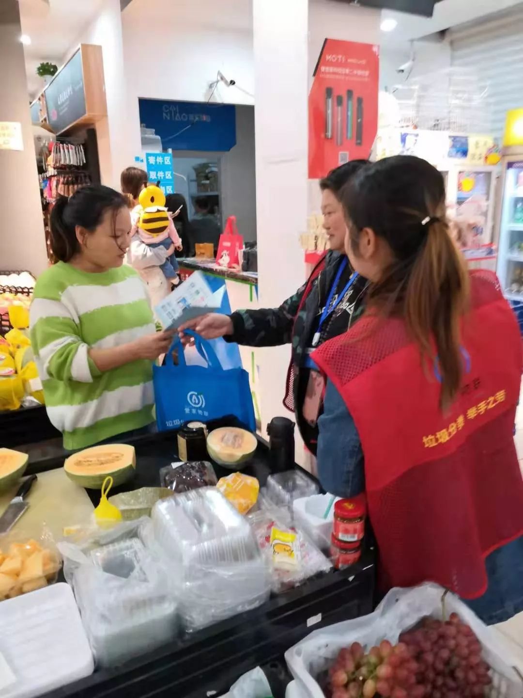 南昌市小区垃圾清理,万科城东郡垃圾分类