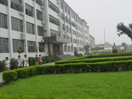 费县哪个学校好,费县全日制学校哪家好