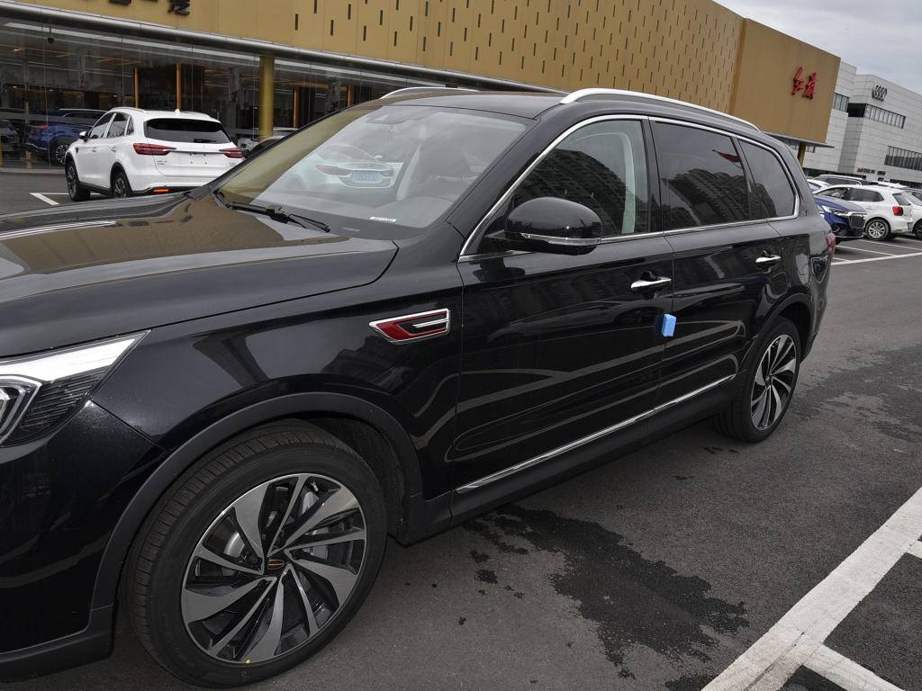 奥迪q7加规科技版和中规顶配区别,奥迪q7的新款最顶配实拍