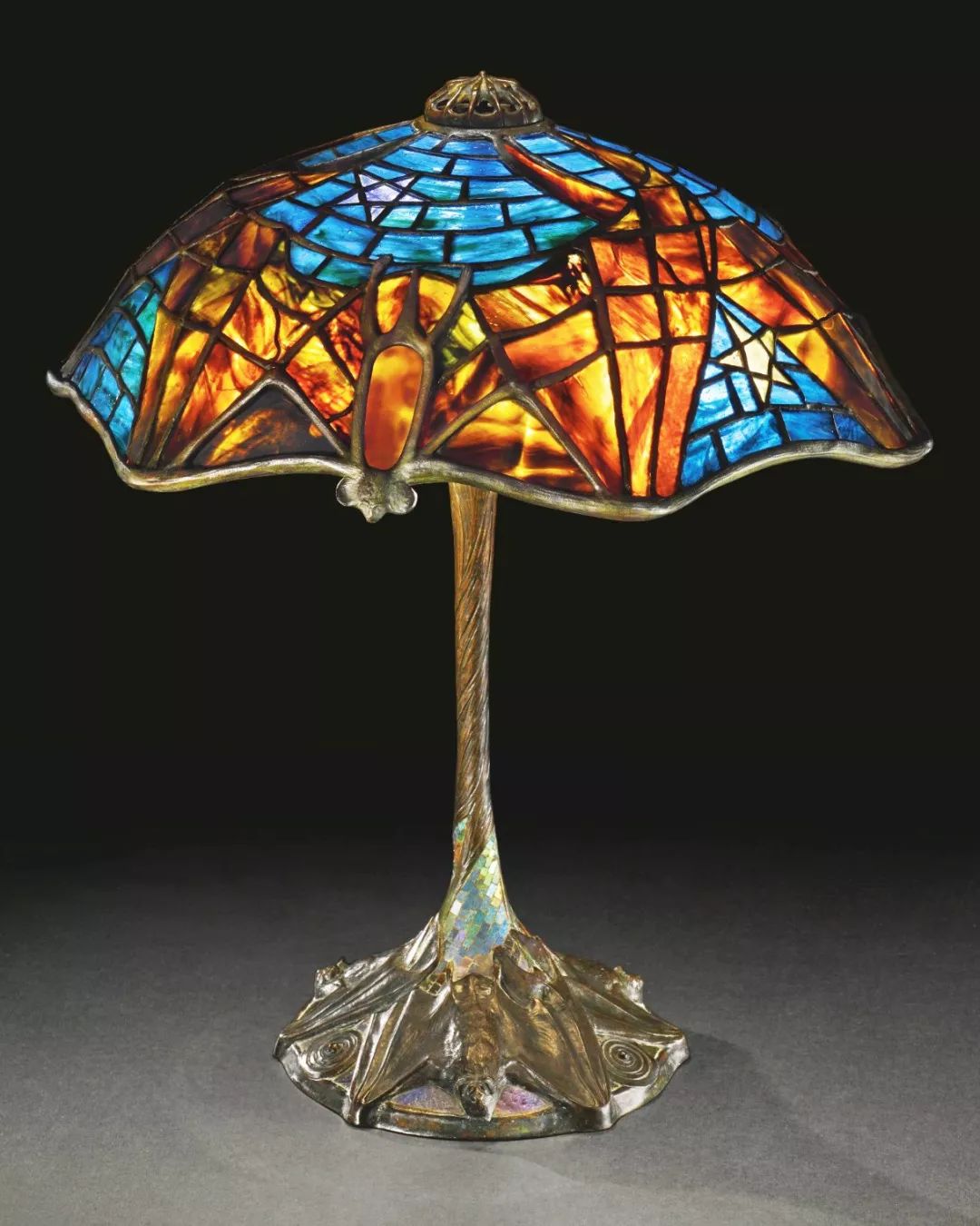 蒂芙尼珠宝背后的故事,蒂芙尼在中国销售额