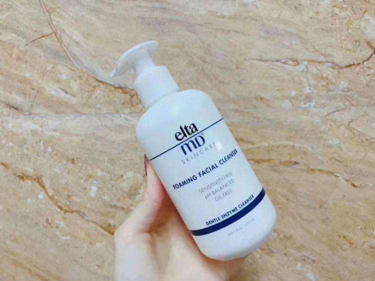 每日洁面乳,每日本草洗面奶测评