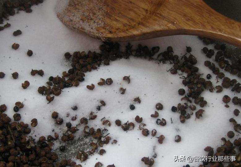 盐水鸭用什么鸭子做比较合适,盐水鸭真材实料才能做出好味道