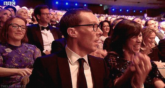 卷福版福尔摩斯最后跟谁在一起了,神探夏洛克让卷福一夜爆红