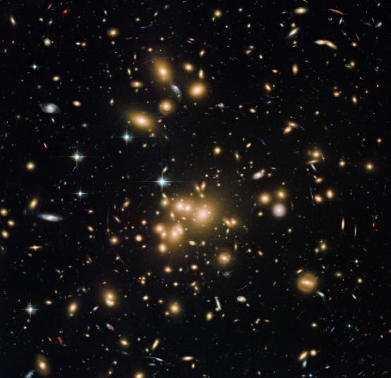 超新星是宇宙中最明亮的事件之一,超新星证明宇宙加速膨胀