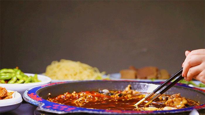 何师傅美蛙鱼头店庆,何师傅美蛙鱼头青年汇