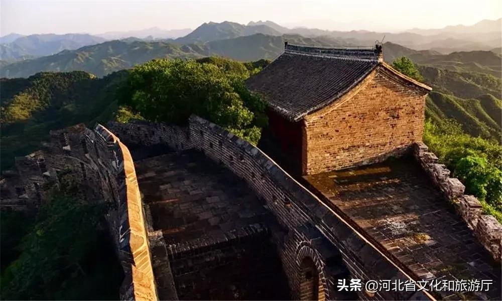 “万里长城，金山独秀”的秘密