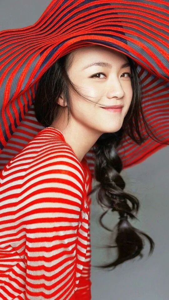 发质干枯毛躁头油头皮屑多,头发护肤的正确方法