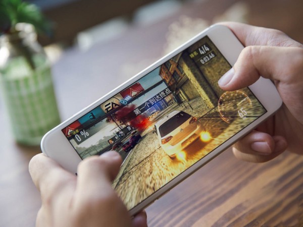 神机iPhone6s:来自苹果“钉子户”的怒吼