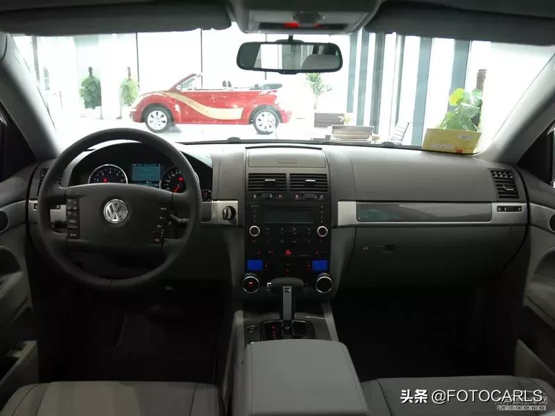 大众途锐老款新款比较,大众途锐老款和新款差别