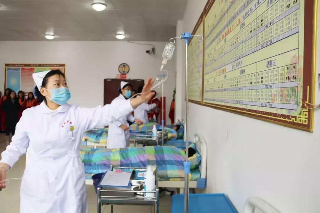 厉害了我们的新时代内容简介,松桃中等职业学校