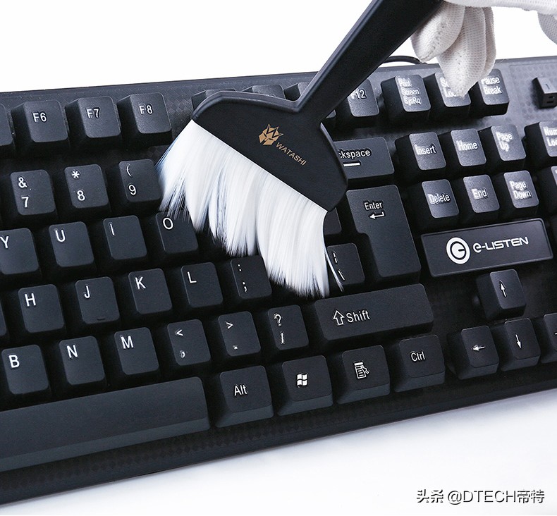 妙招姐清理键盘的妙招,清理键盘有什么好办法