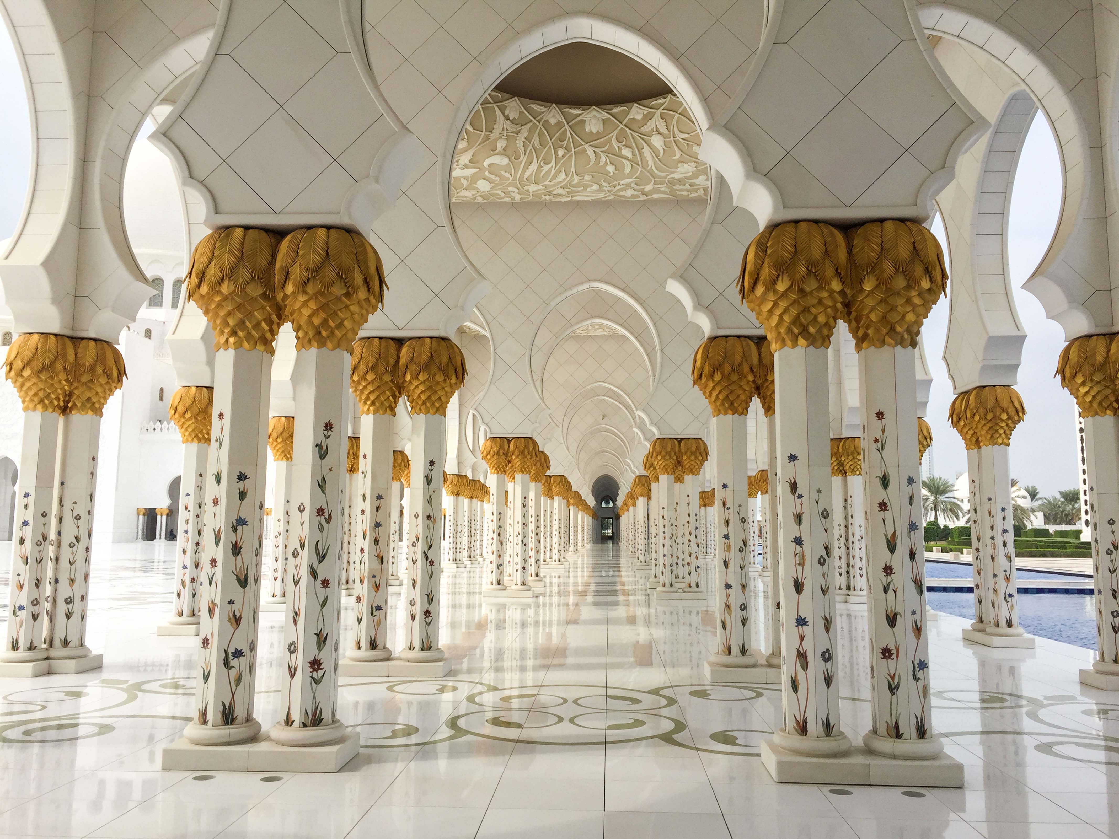 最奢华最漂亮阿布扎比的清真寺,最奢华清真寺谢赫扎伊德