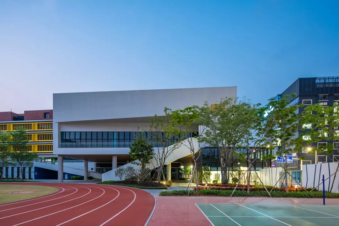 龙岗华中师范附属龙园学校怎么样,华中师大附属龙园学校深圳排名